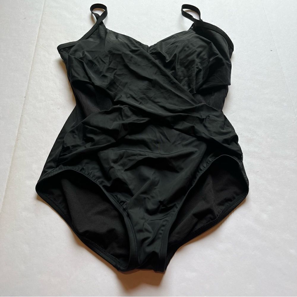 Embrace Your Curves by Miracle Women's One piece Black V neck Swim Suit Size 1X